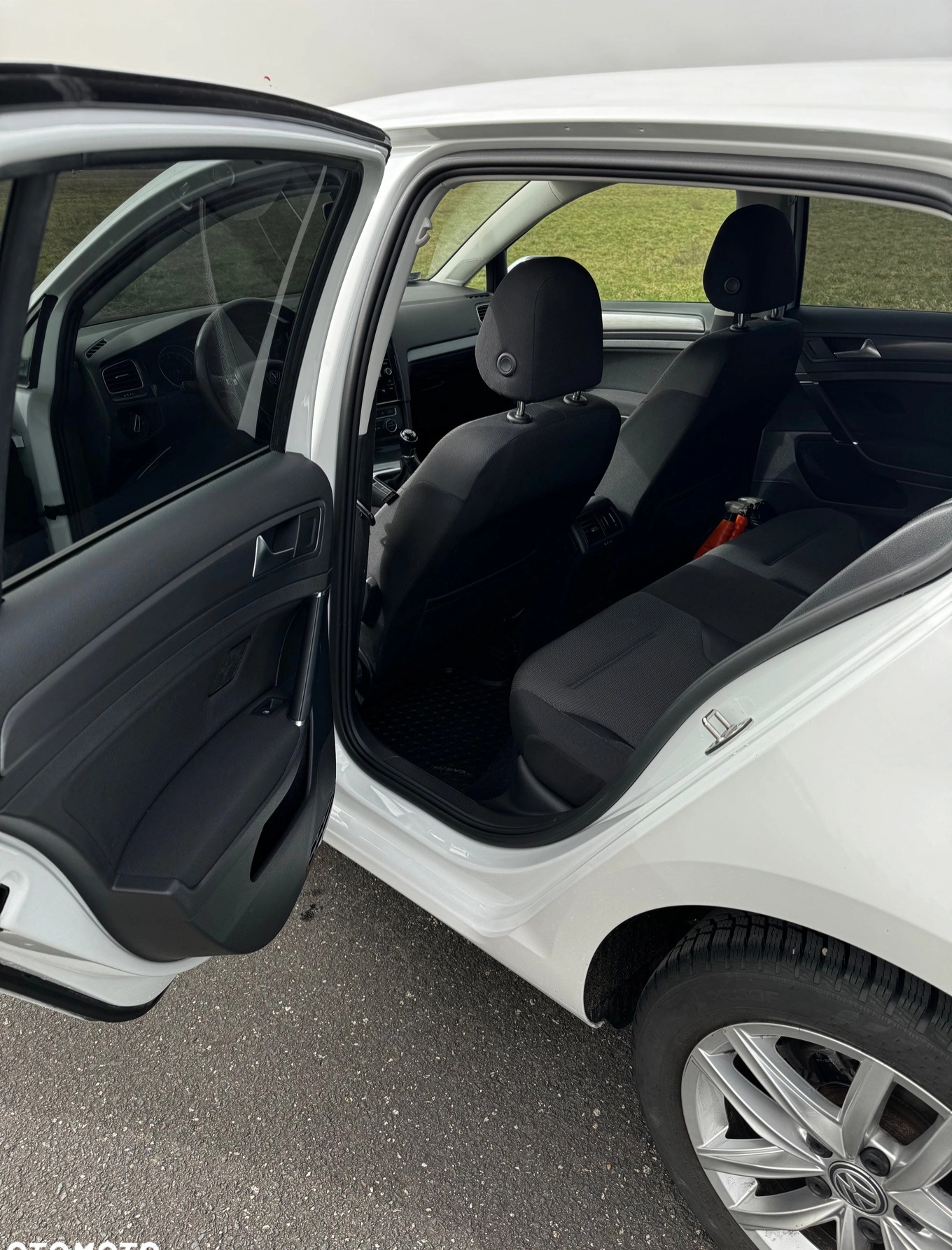 Volkswagen Golf cena 49900 przebieg: 59000, rok produkcji 2018 z Piła małe 121